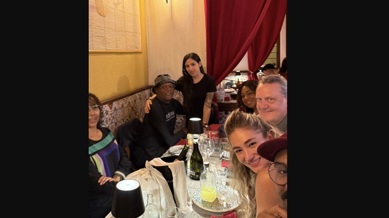 Samuel L. Jackson verzückt seine Lieblings-Pizzeria auf Gran Canaria