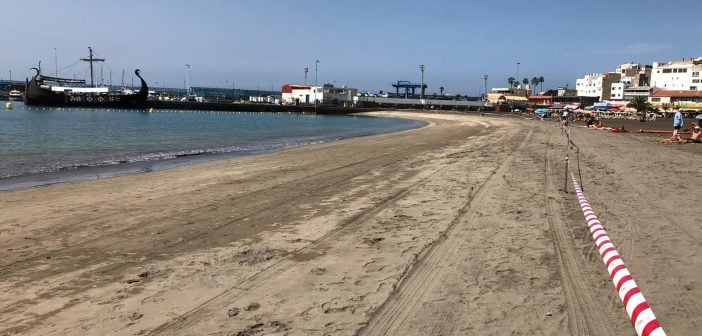 Strand gesperrt Los Cristianos Teneriffa Playa