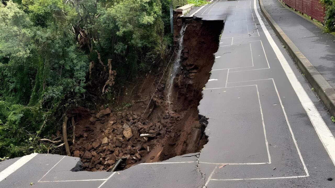 Teneriffa: Unwetter bringen Brücke zum Einsturz