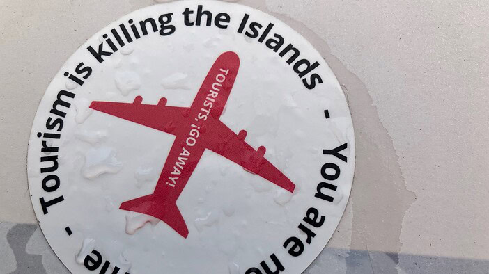 Sie sind gefragt: Wo gibt es Touristenfeindlichkeit auf den Kanaren?