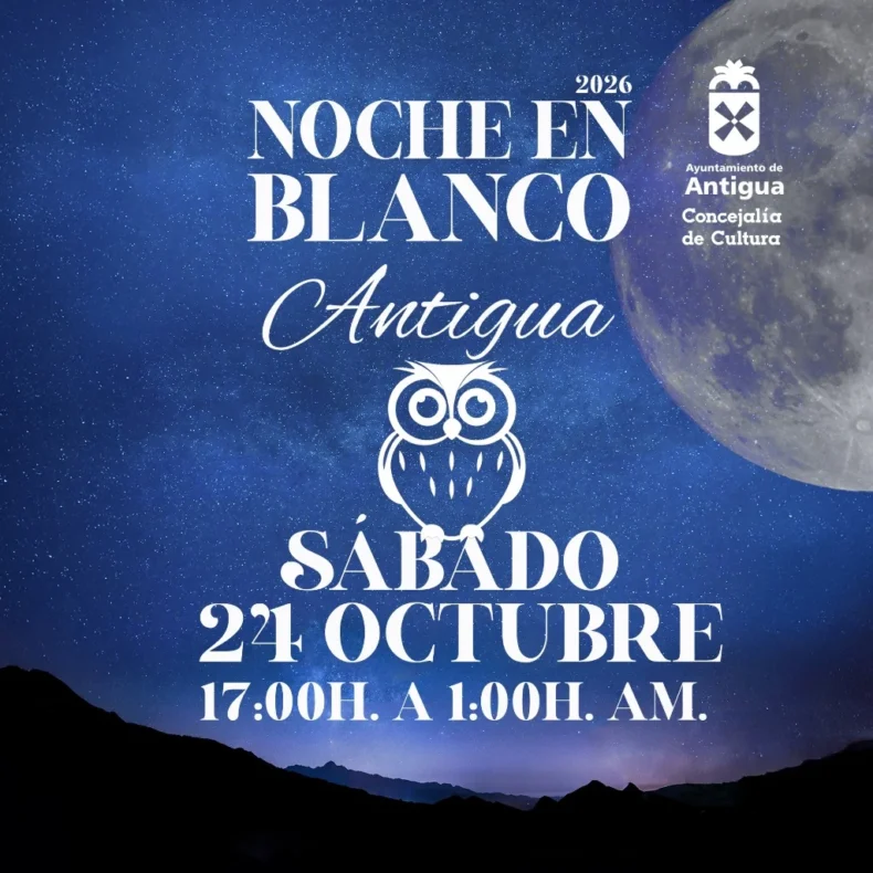 Noche en Blanco Antigua in the streets of the town centre