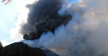 Vulkanausbruch La Palma Asche Rauch