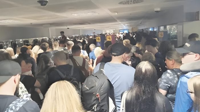 Warten Flughafen Teneriffa-Süd