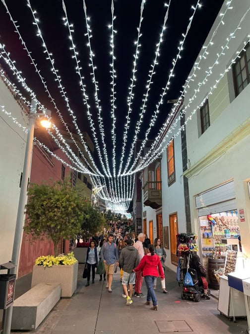 Weihnachtsbeleuchtung Kanaren Teneriffa Puerto Fußgängerzone