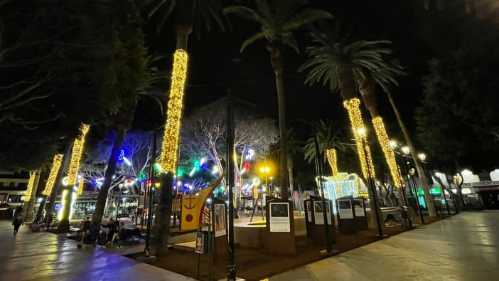 Weihnachtsbeleuchtung Kanaren Teneriffa Puerto Plaza