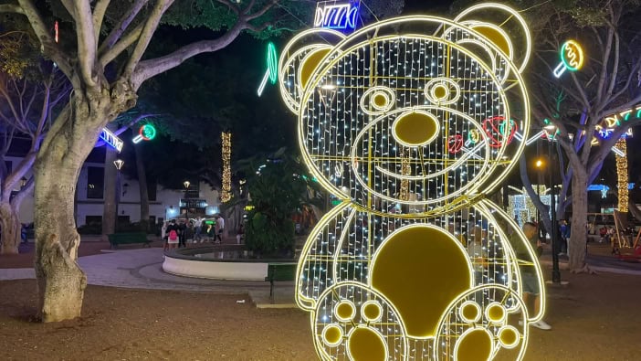 Weihnachtsbeleuchtung Kanaren Teneriffa Puerto Plaza Teddy