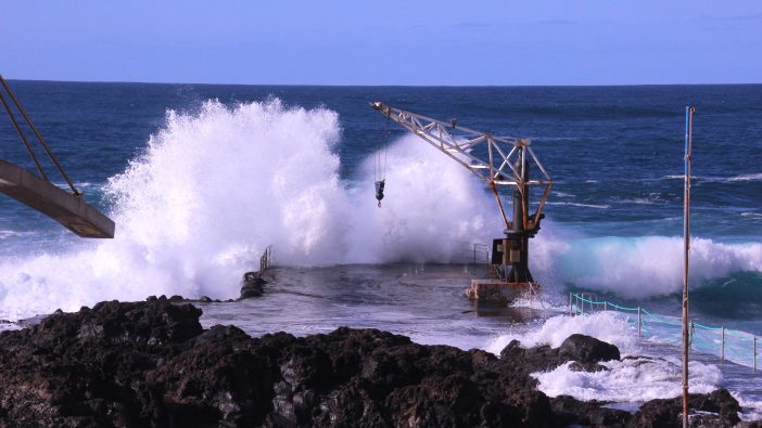 Wellen Kran El Pris Teneriffa