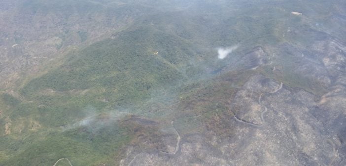 Waldbrände La Gomera Teneriffa Luftaufnahme